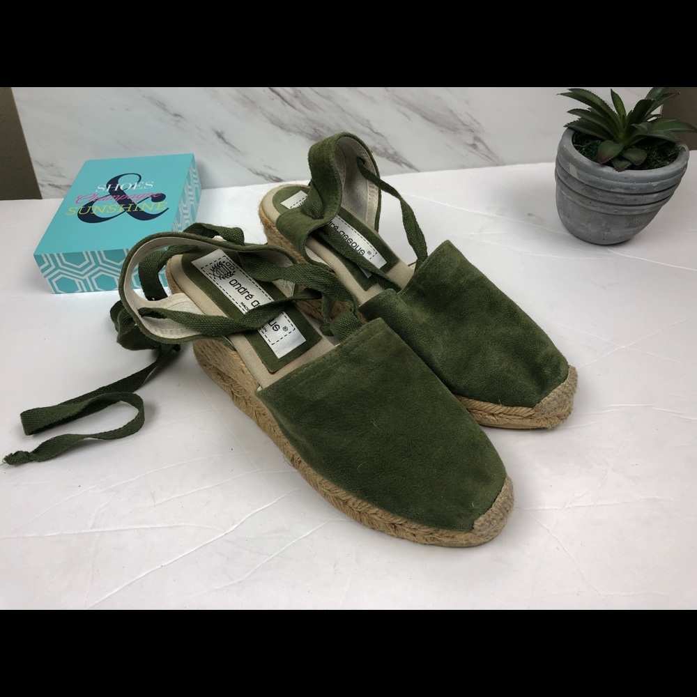 Andre Assous wedges, sz 7 1/2